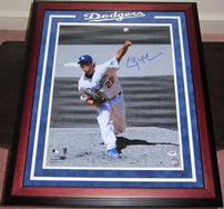Clayton Kershaw Signed Los Angeles Dodgers Photograph 202//188